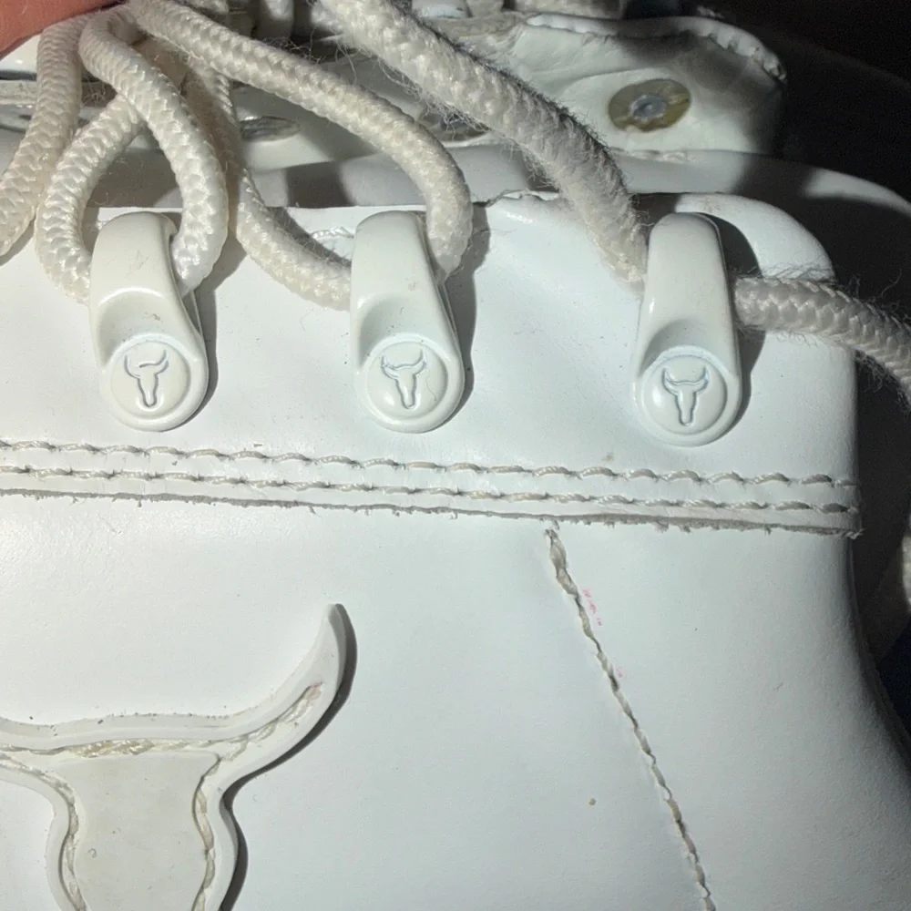 Windsor Smith Lux Platform Sneakers White Longhorn Women’s Size 8